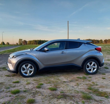 Toyota C-HR cena 88900 przebieg: 65600, rok produkcji 2018 z Łobez małe 121